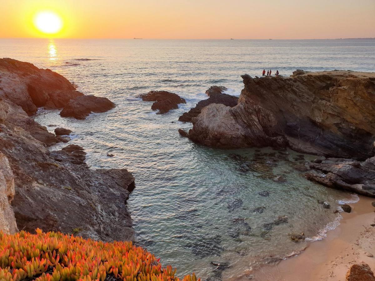 Casa Da Praia & Casa Da Mare Da Alta By Estilo Lusitano, Com Piscina Privada Porto Covo Esterno foto